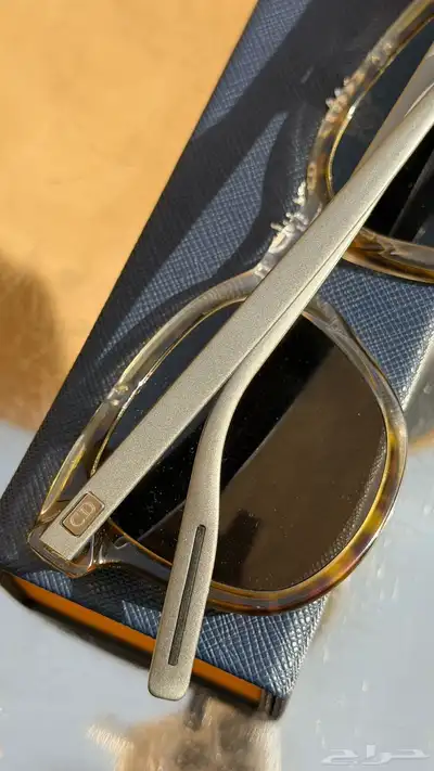 نظارة شمسية من ديور للجنسين index