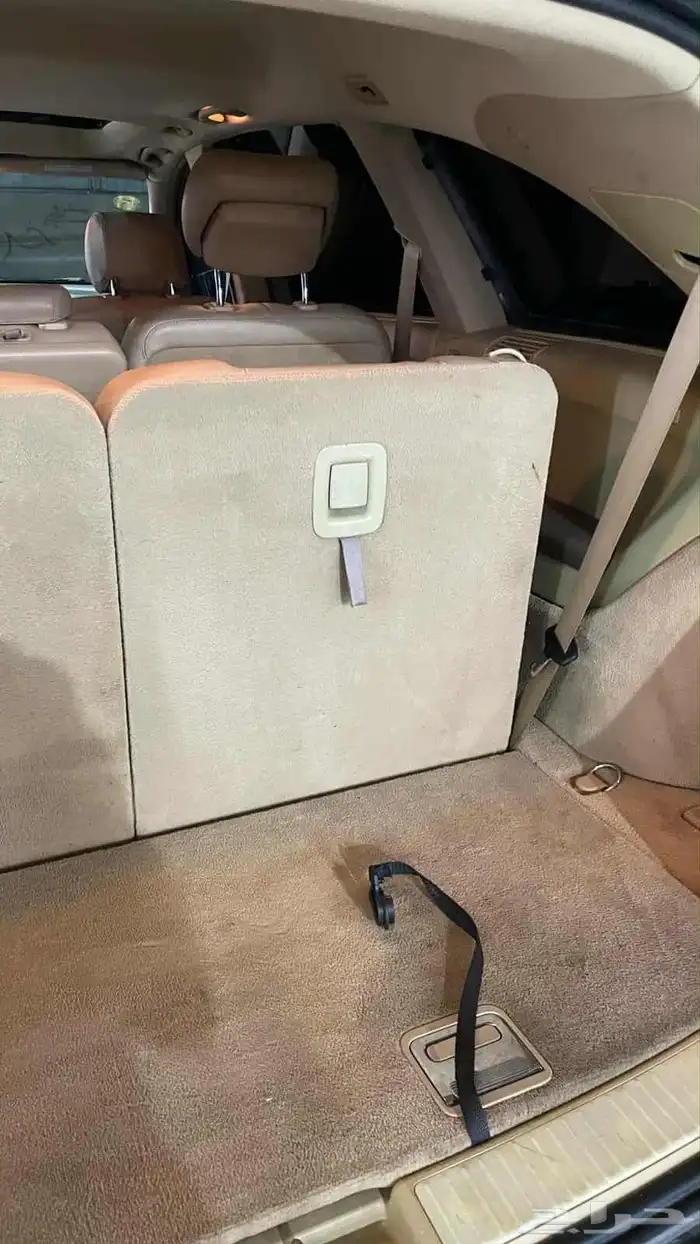 سياره مرسيدس 2009 r350 السياره محتاجه فقط رأس ماكيه. 4