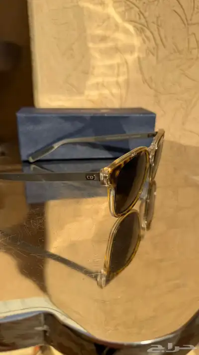 نظارة شمسية من ديور للجنسين index