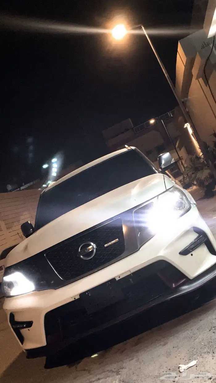 نيسان بترول 2010 الماكينه 320 8سلندر 9