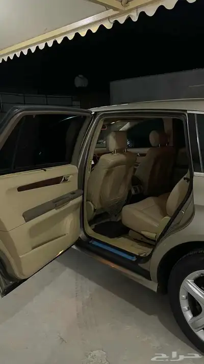 سياره مرسيدس 2009 r350 السياره محتاجه فقط رأس ماكيه. index