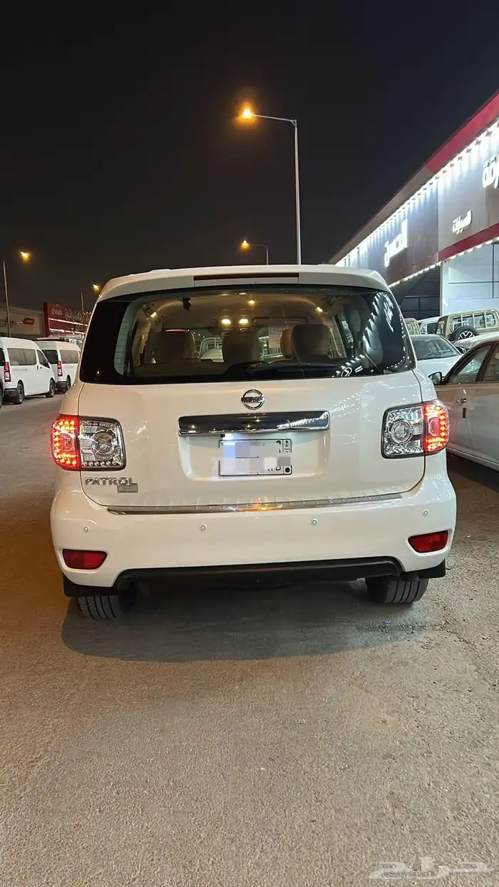 نيسان باترول 2019XE عداد 250 الف كيلو 3