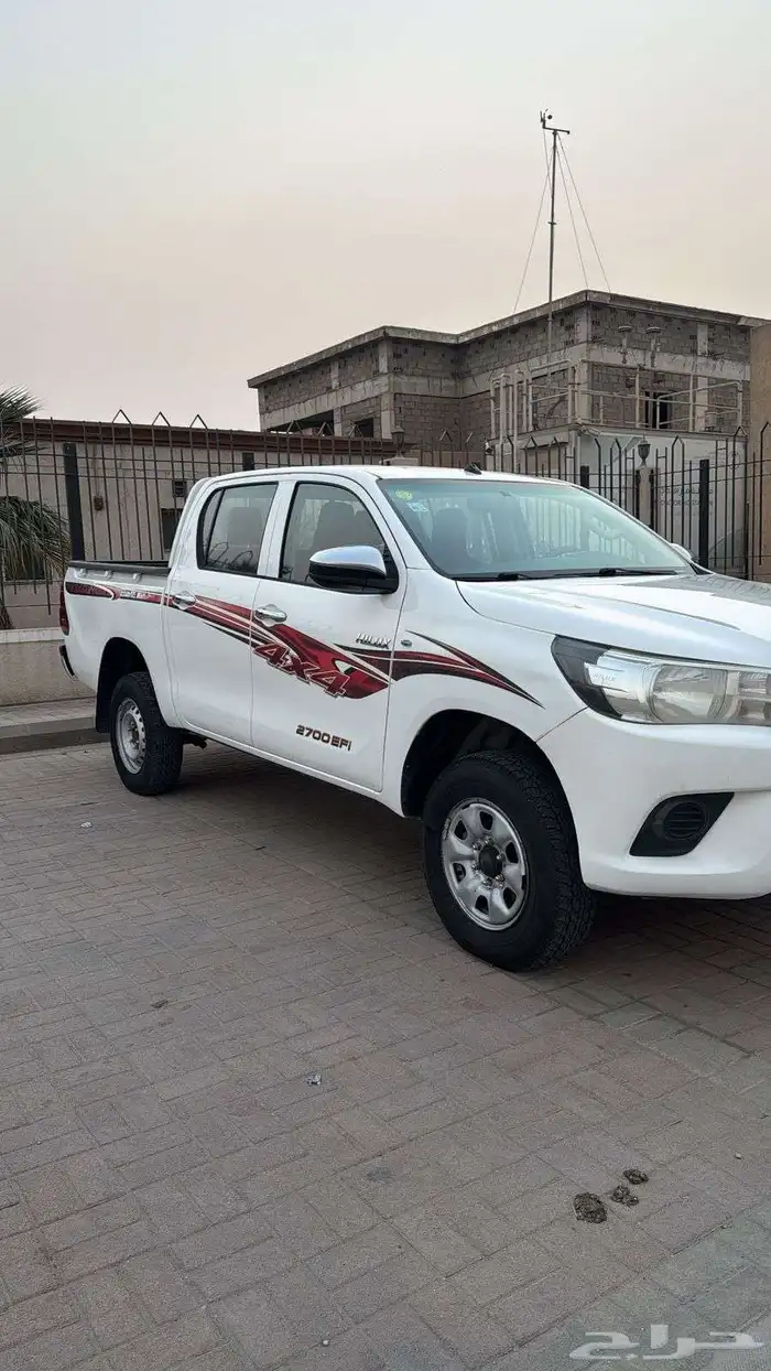 تويوتا هايلوكس 2016 دبل بنيزين 2