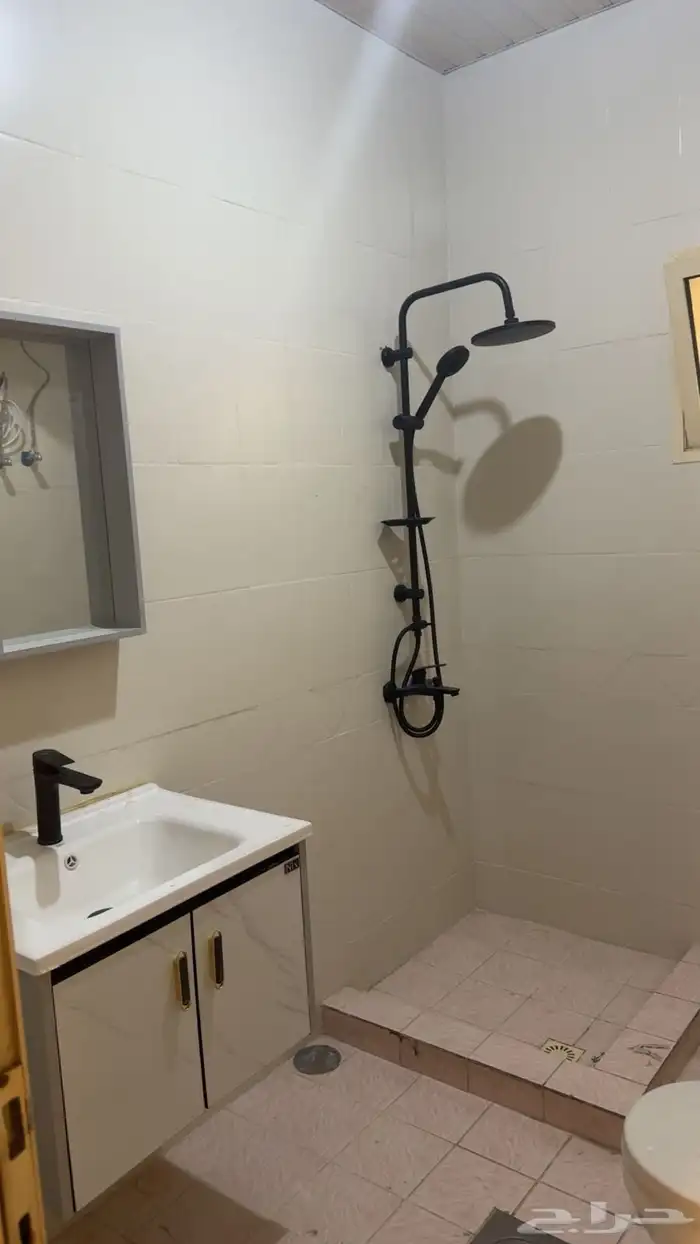 شقه مفروشه للايجار بحي الجسر موقع استراتيجي 9