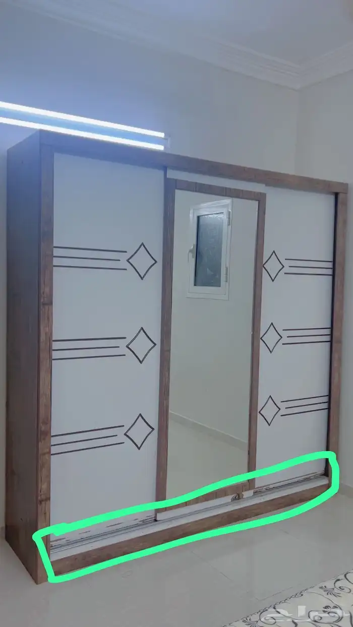 للبيع  دولاب وكرس نفرين 2