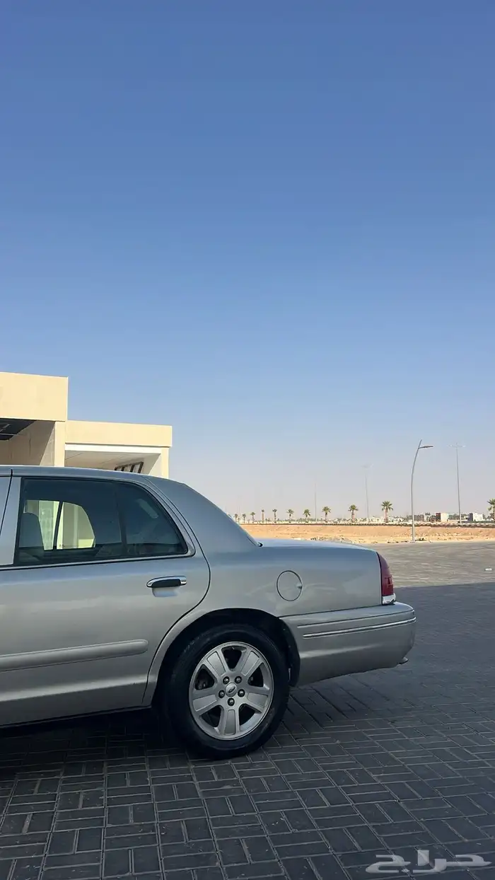 فورد فكتوريا 1