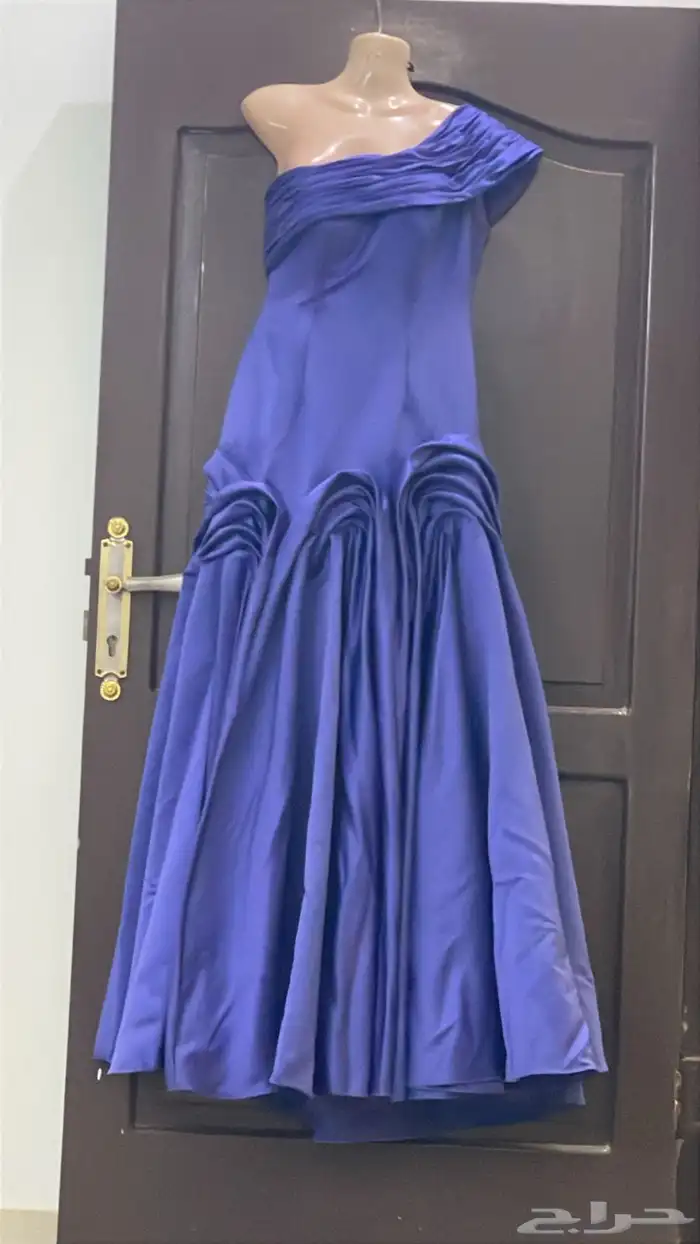 فستان للبيع 0