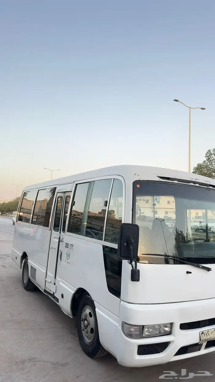 باص للأجار نيسان 2013 4