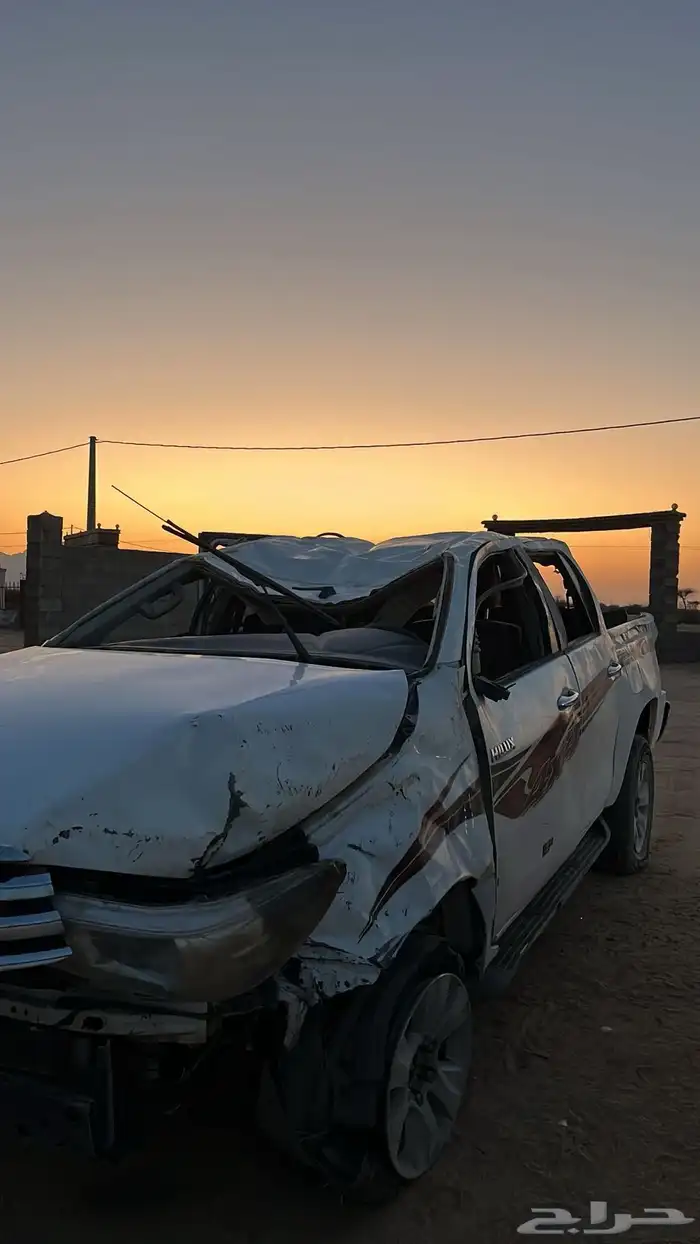 هايلكس للبيع تشليح دبل بنزين 4