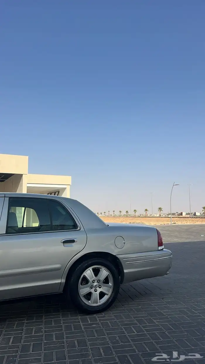 فورد فكتوريا 5