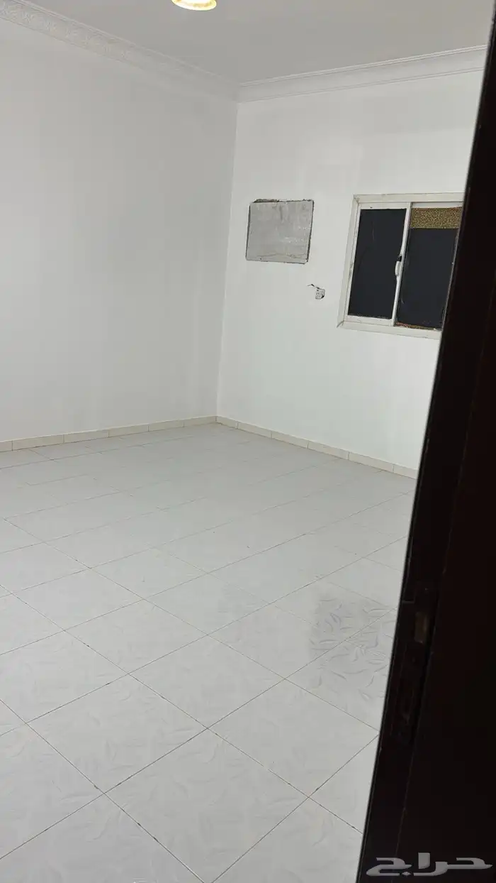 شقة للإيجار حي الجنادرية 4