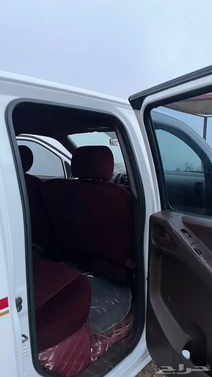 نيسان نافارا 2010 نظيف جدا 13