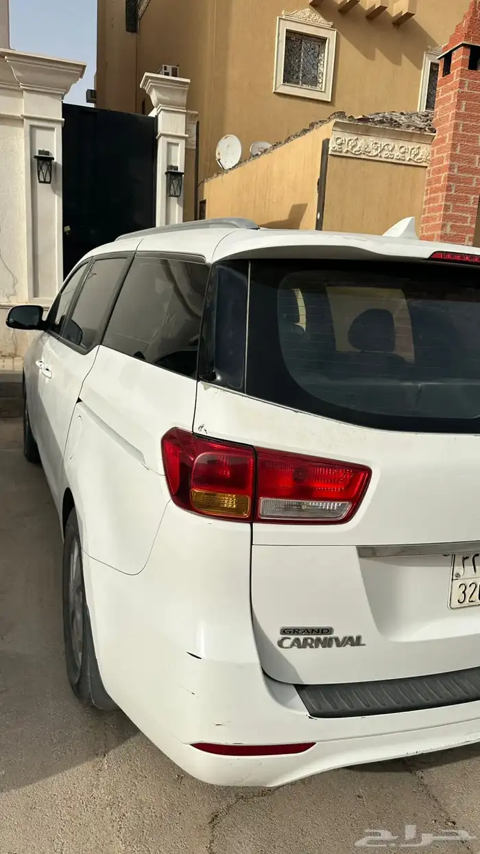 كيا كرنفال 2016 4