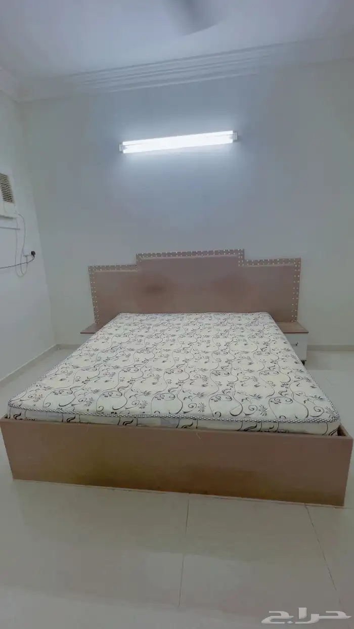 للبيع  دولاب وكرس نفرين 3