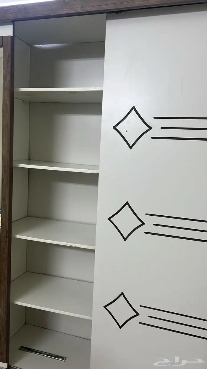 للبيع  دولاب وكرس نفرين 0