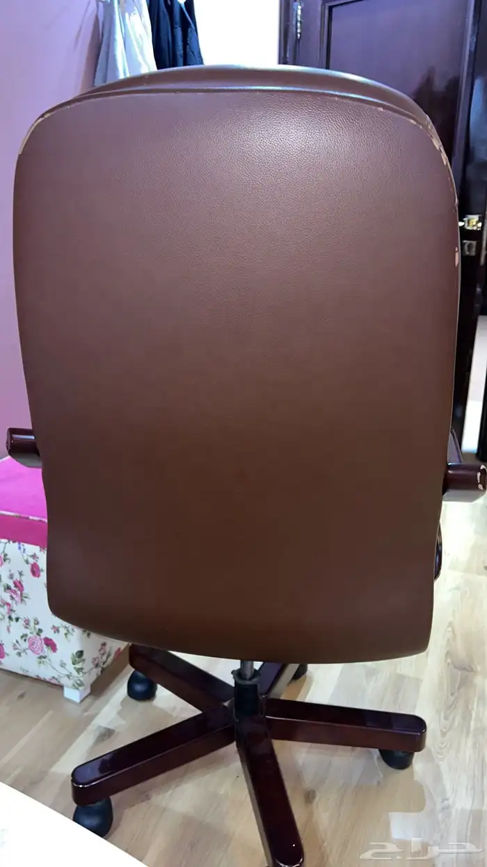 مكتب فخم مع كرسي دوار جلد من الصبان 5