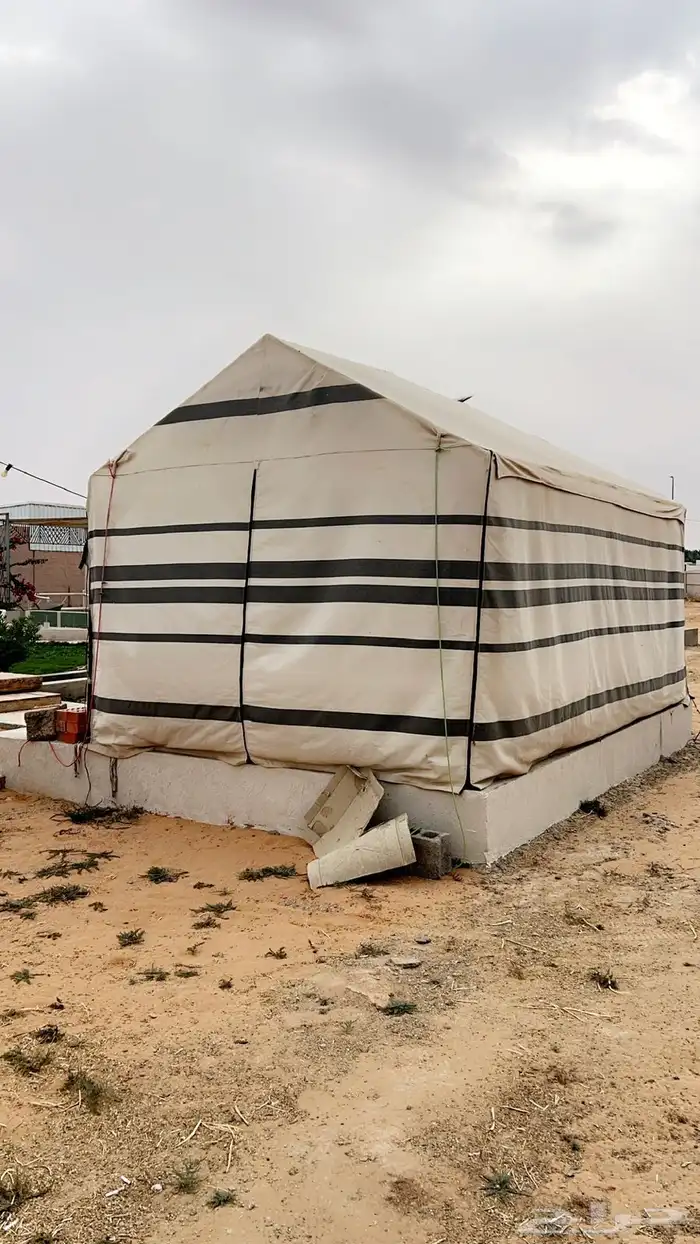 للبيع خيمة 3 5 استعمال نظيف مع مساند وفرشة حالتهم متوسطة 2