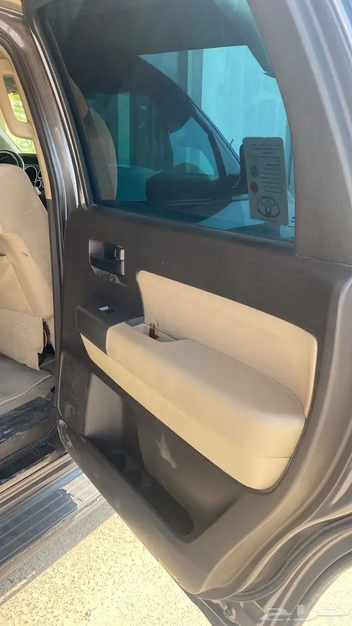 للبيع سكويا 2011 19