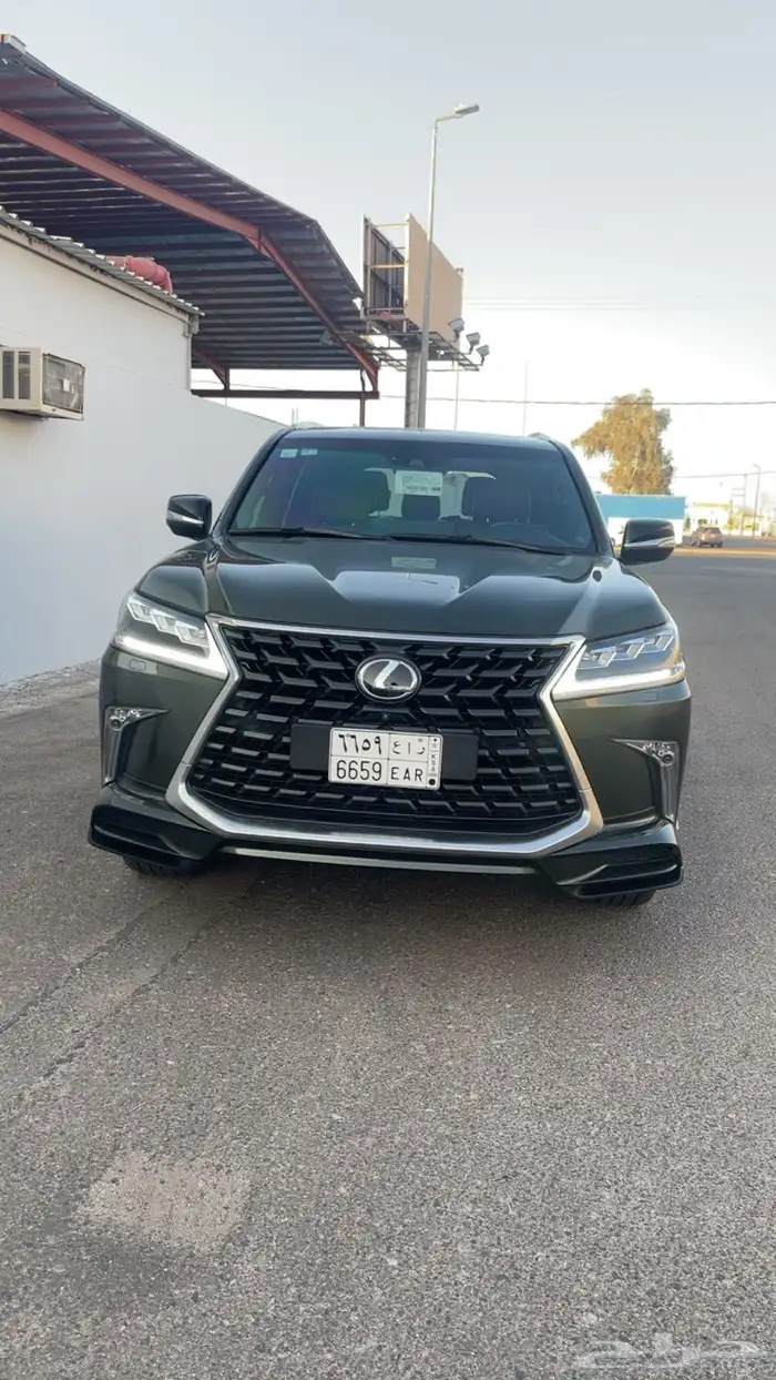 لكزس 2021- سعودي 1