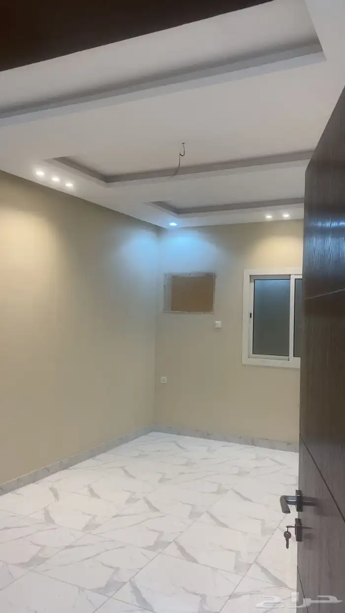 شقه للايجار حي مريخ 1