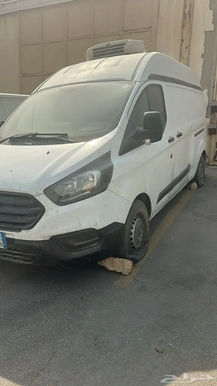 فورد فان. H1هونداي وباص تيوتا بضايع 1