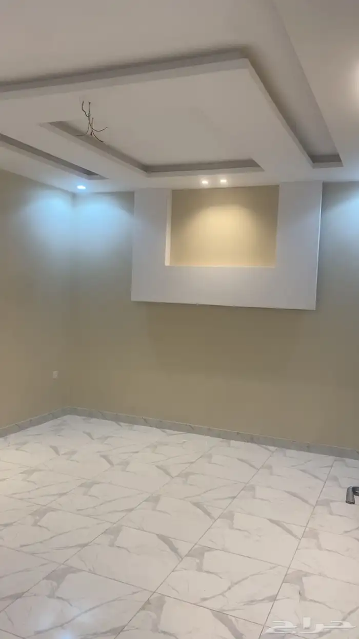 شقه للايجار حي مريخ 3