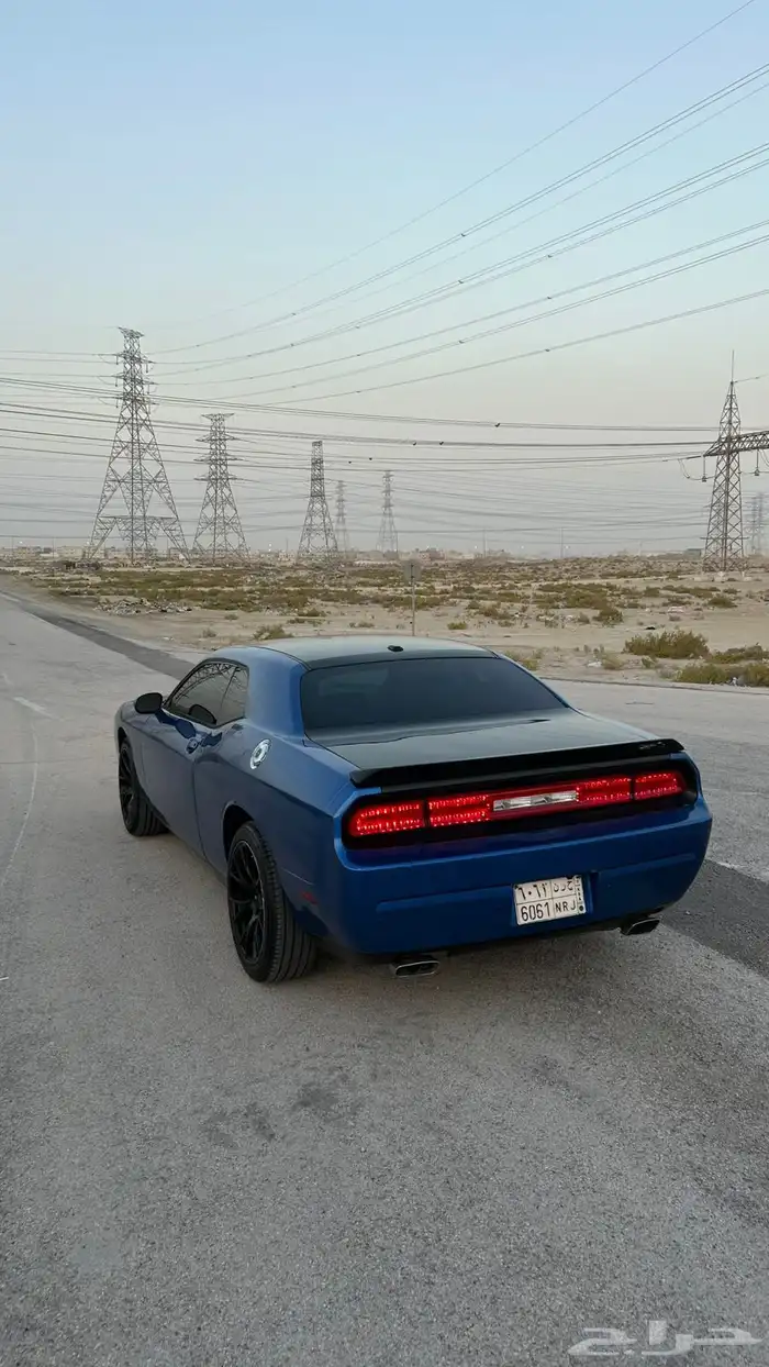 دوج تشالنجر 2011 V6 8