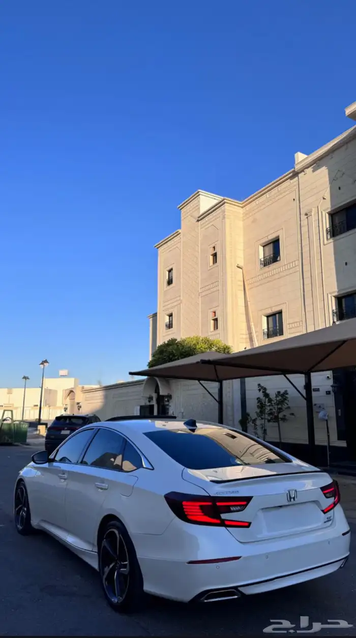 هوندا اكورد 2018 فل كامل 2.0T 4