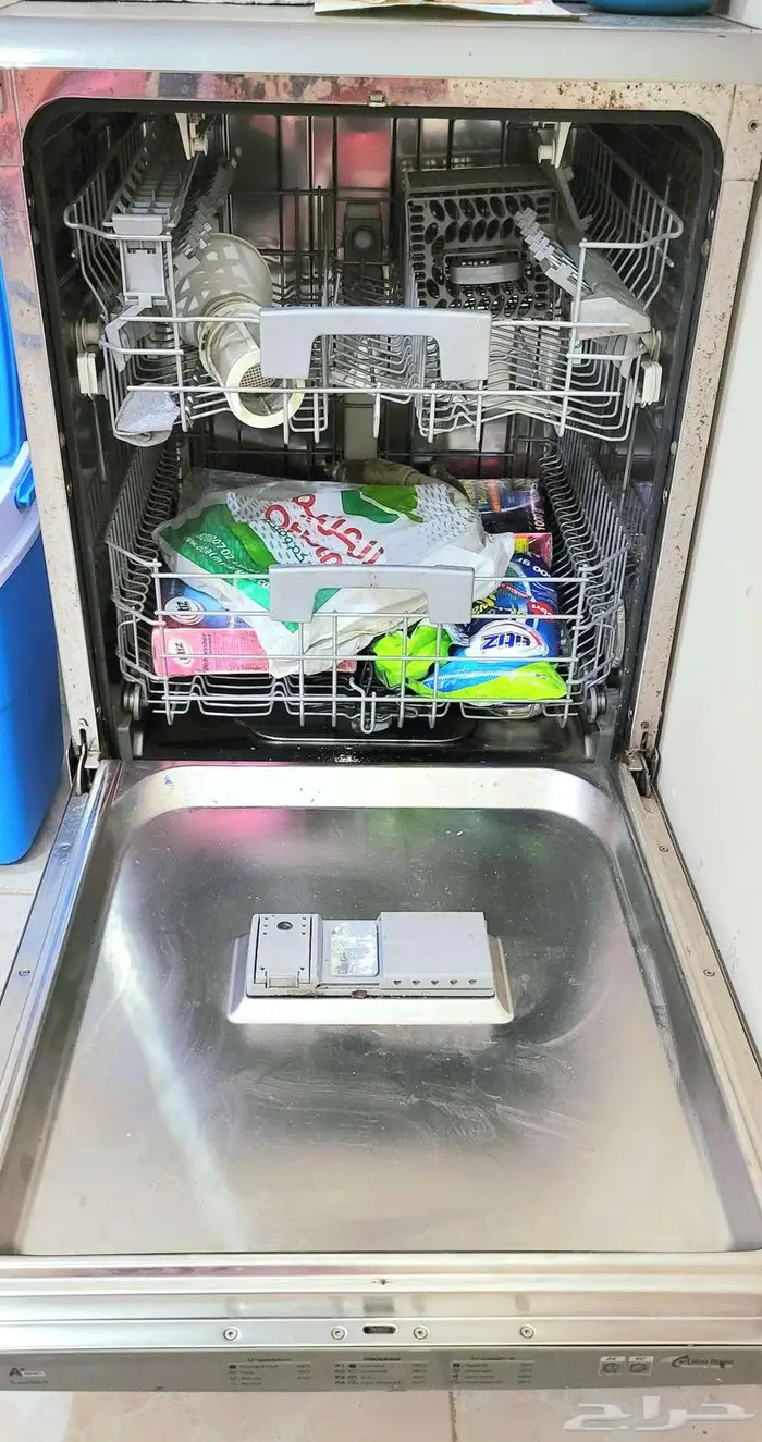 أجهزة منزلية  غسالة صحون - مكنسة   مكينة خياطة أوفرلوك 1