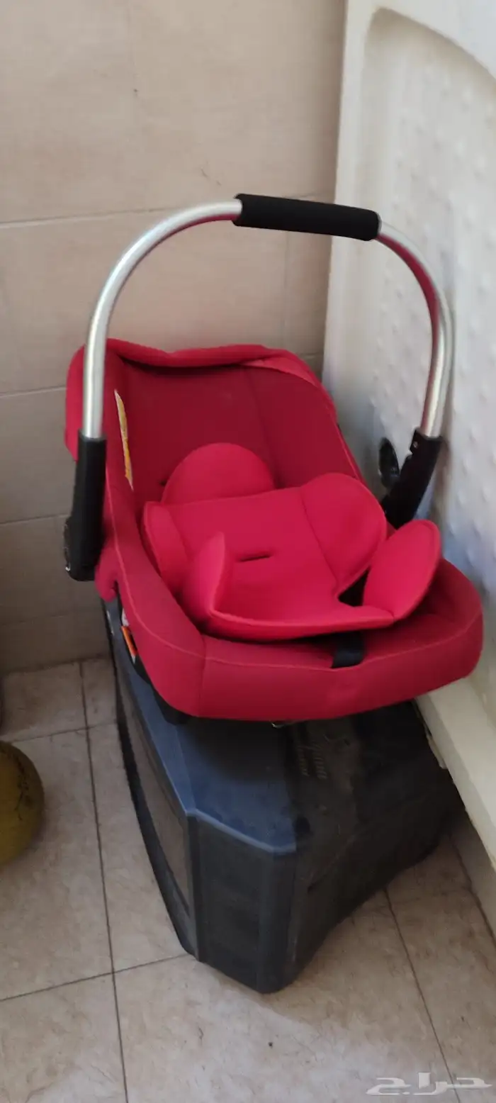 عربيه اطفال توأم مستعمله اقل من شهر ونص بي سعر مغري 0