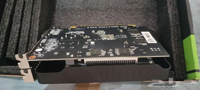 للبيع كرت شاشه 750ti 4gb 2