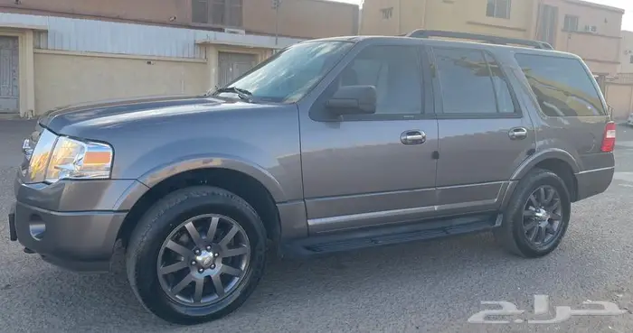 اكسبيديشن 2012 شرط ونظيف جدا 5