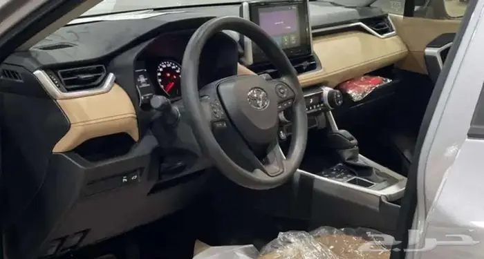 تويوتا راف فور XLE نص الفل 2025 3