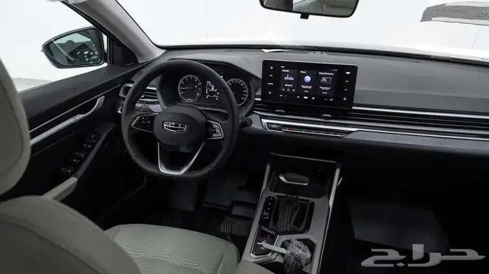 جيلي امجراند استاندر 2025 اللون ازرق كحلي 9