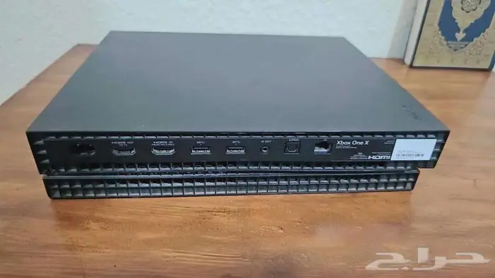 جهاز اكس بوكسxbox one x نظيف جدا مع ملحقاته وشريط جراند رخيص 5