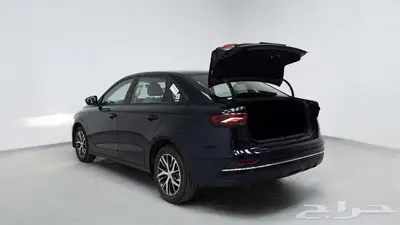 جيلي امجراند استاندر 2025 اللون ازرق كحلي فقط. index