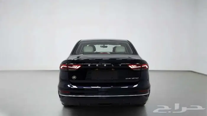 جيلي امجراند استاندر 2025 اللون ازرق كحلي فقط. 6