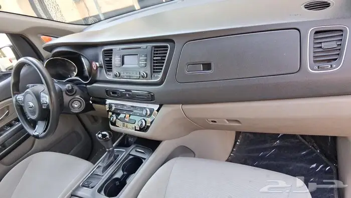 كيا كارنفال 2016 ستاندرد للبيع 6