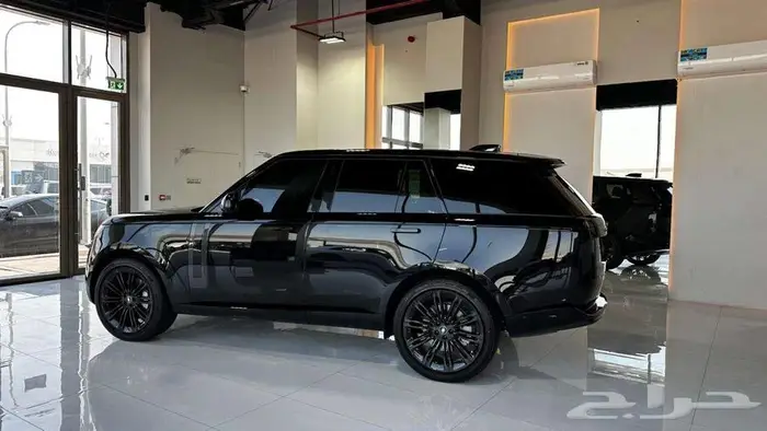 Range Rover Vogue V8 - 2025 - NEW 1