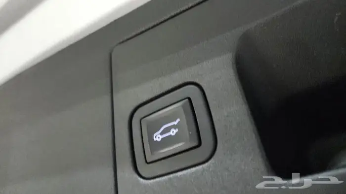 كاديلاك XT5 2017 31