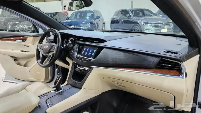 كاديلاك XT5 2017 20