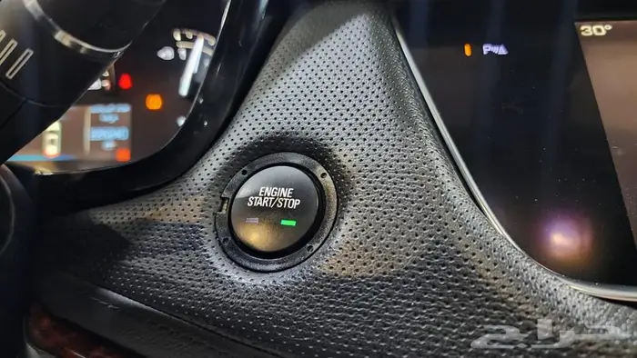 كاديلاك XT5 2017 14