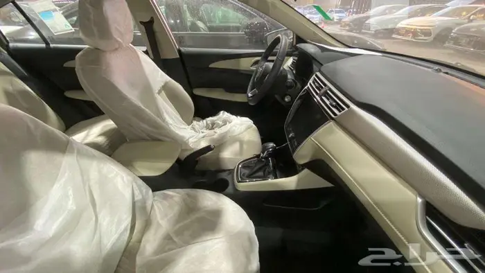 ام جي 5 ستاندر الشكل القديم 2025 13