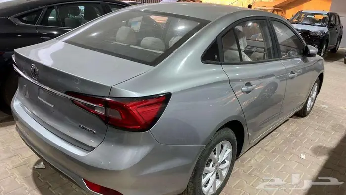 ام جي 5 ستاندر الشكل القديم 2025 8