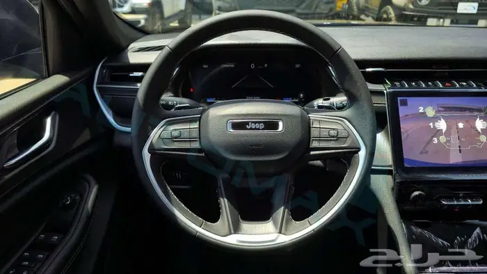 جيب جراند شيروكي لاريدو 2024 خليجي اصفار مع ضمان الوكيلرر 9