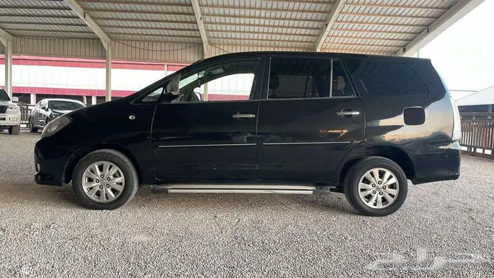 تويوتا انوفا قير اوتماتيك 2010 3