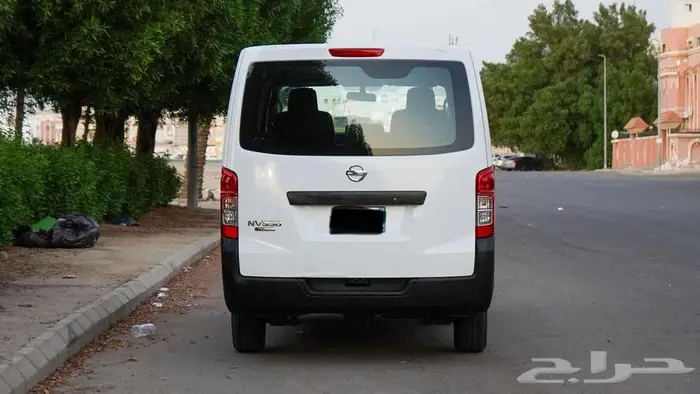 باص نيسان اورفان بضاعة 2021 7