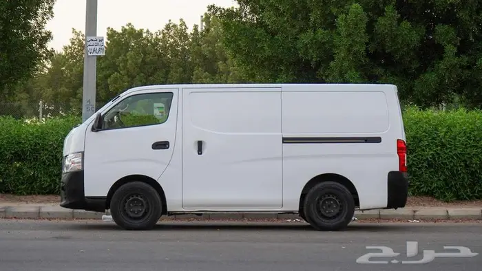 باص نيسان اورفان بضاعة 2021 5