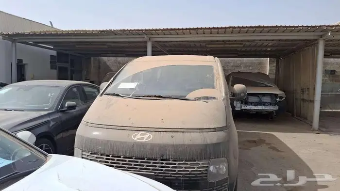 هيونداي ستاريا ديزل 9 راكب 2026 12