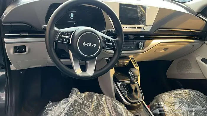 كيا كارينز استاندر مطور 2025 عروض سفنز ما لها نهايه 2